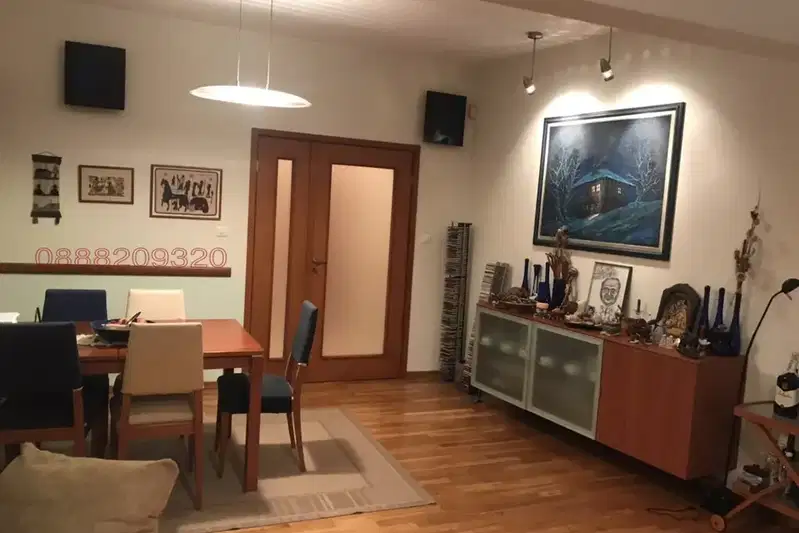 4-bedroom apartment in Sofia, Centyr