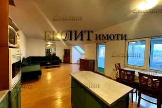 Луксозен мезонет с панорамна тераса в Центъра на София