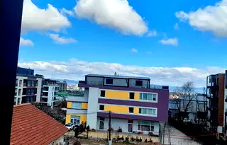 Просторен тристаен апартамент с голяма тераса в Драгалевци, София