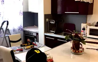 Тристаен апартамент с усвоена тераса в Дружба 1, София