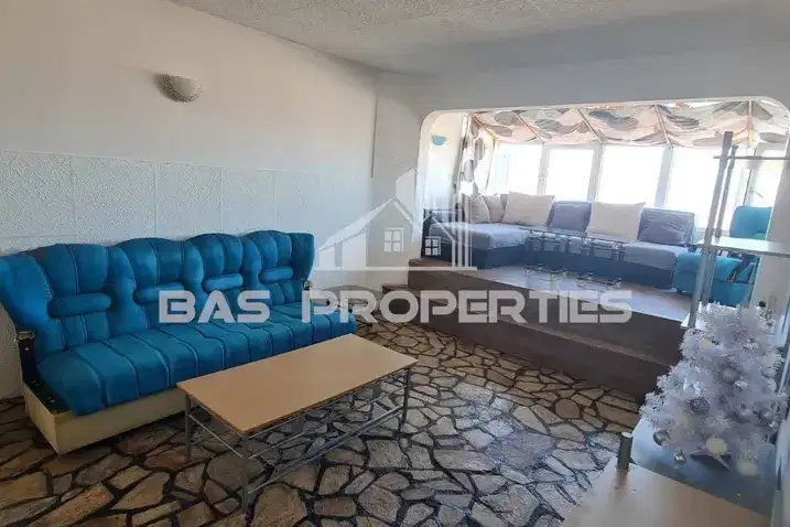 3-bedroom apartment in Sofiya, Mladost 1