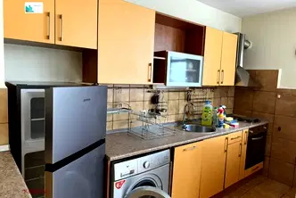 Тристаен апартамент с две тераси в Стрелбище, София
