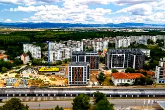 Двустаен апартамент в затворен комплекс във Връбница 2, София