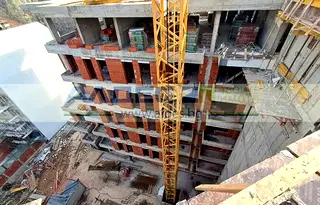 Тристаен апартамент с 2 балкона в Зона Б-19, София