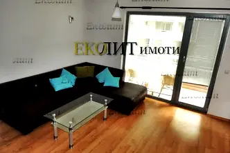 Двустаен апартамент в Студентски