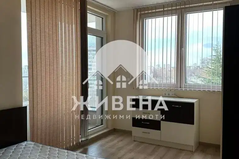 Обзаведен 2-стаен апартамент с тераса в Бриз, Варна