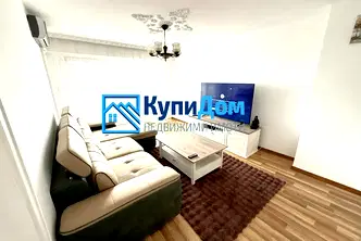 Четиристаен апартамент с отделни стаи в Цветен квартал, Варна