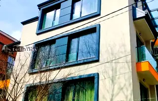 Тристаен мезонет с три тераси в Левски 1, Варна