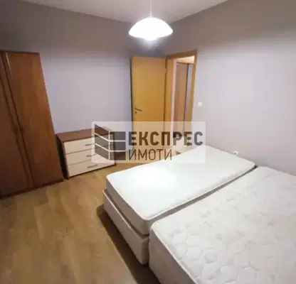 Снимка 5 — Тристаен апартамент с две тераси в район Окръжна болница, Варна