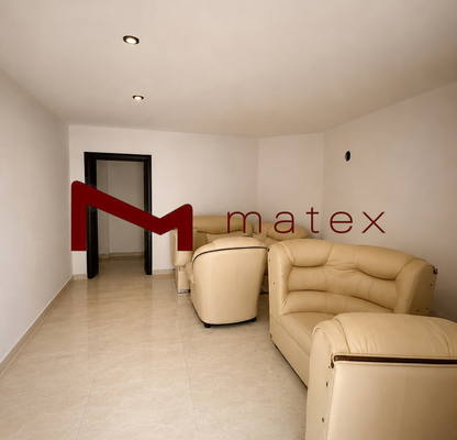 Photo 2 — 3-bedroom apartment in Varna, Briz