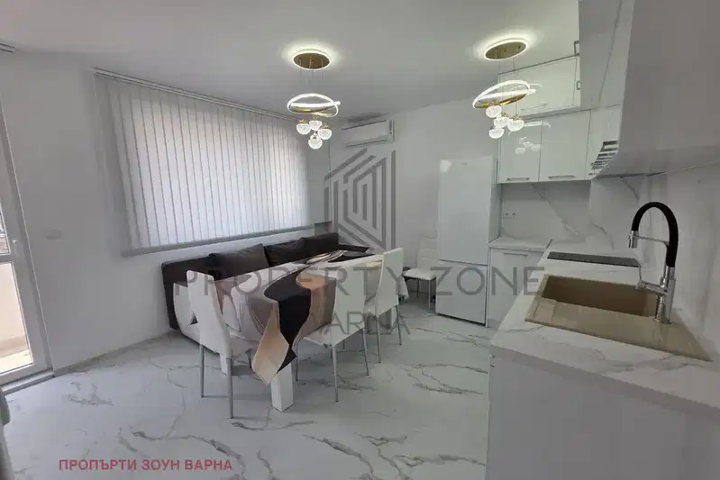Чисто нов двустаен апартамент с южно изложение в Колхозен пазар, Варна