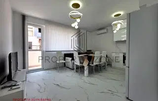 Тристаен апартамент с две тераси в нова сграда до Колхозен пазар, Варна