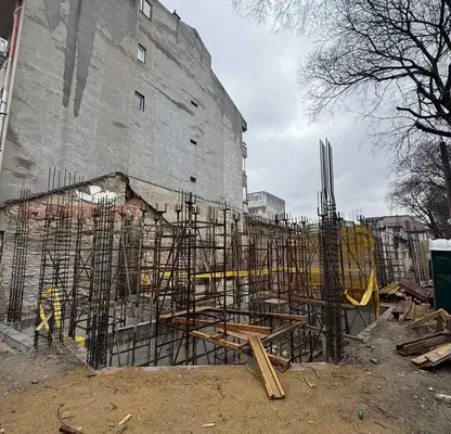 Снимка 4 — Тристаен апартамент с панорамна гледка в Погреби, Варна