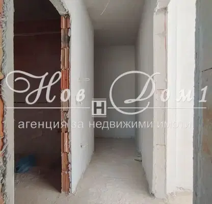 Снимка 5 — Просторен 3-стаен апартамент с правилни форми във Виница, Варна