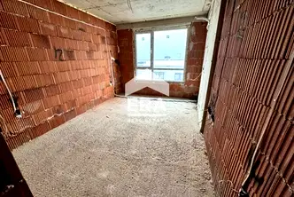 Тристаен апартамент във Варна, Възраждане 1