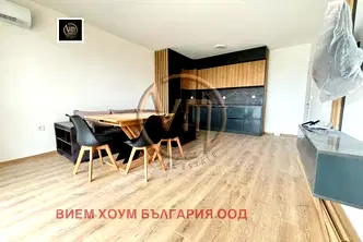 Тристаен апартамент с тераса в нова сграда във Възраждане 3, Варна