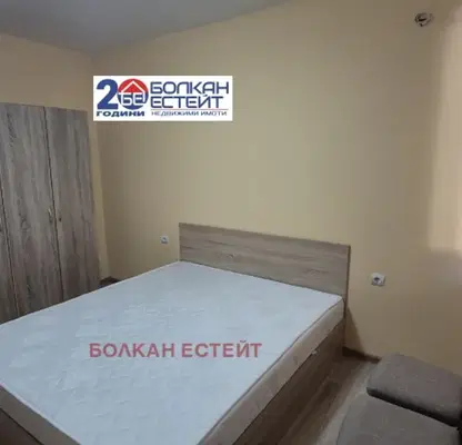 Снимка 2 — Двустаен апартамент във Велико Търново, Акация
