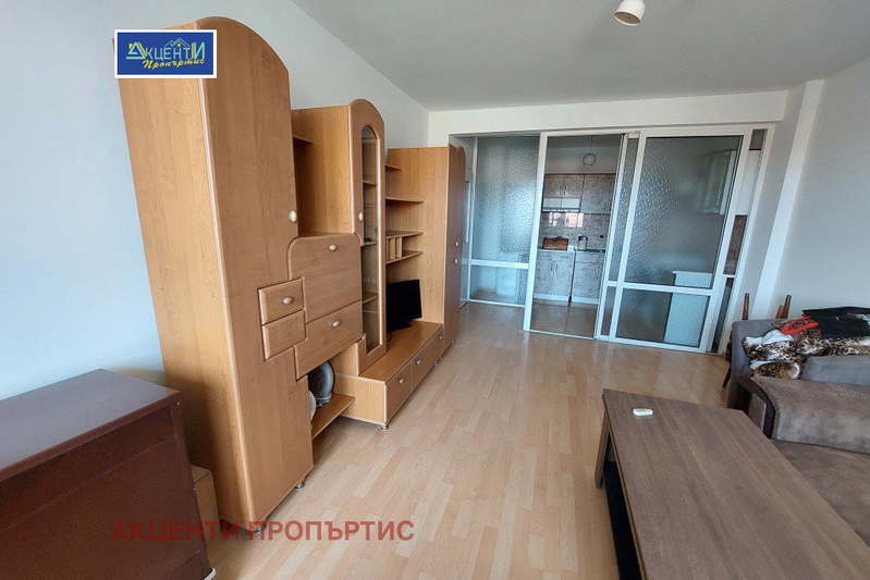 3-bedroom apartment in Veliko Tyrnovo, Centyr