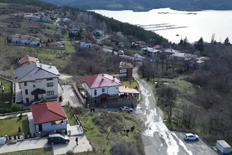 Парцел в Кърджали, с. Брош