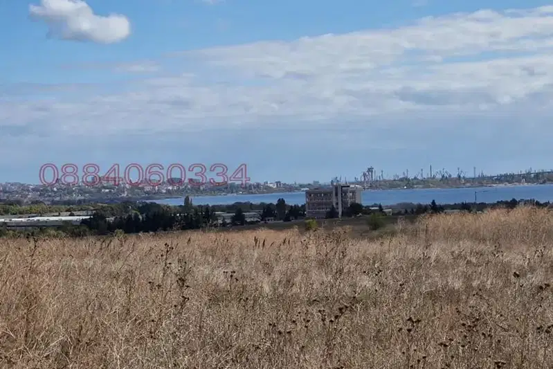 Парцел в с. Тополи