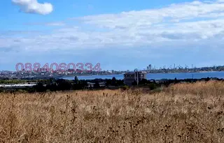 Парцел в с. Тополи