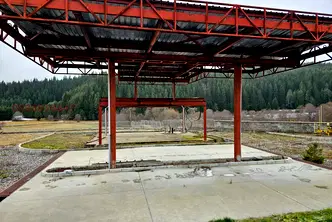 Промишлена сграда в Смолян, Доспат