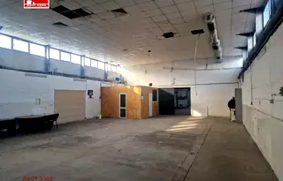 Промишлена сграда в София, Враждебна