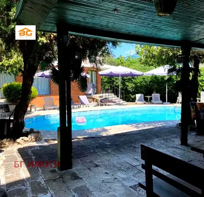 Photo 5 — Hotel in м-т Евксино