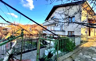 Етаж от къща в Пловдив, Куклен