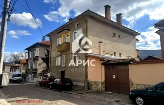 Етаж от къща в Пазарджик, Пещера