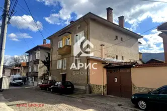 Етаж от къща в Пазарджик, Пещера