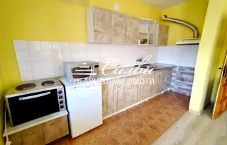 Етаж от къща в Шумен, Болницата