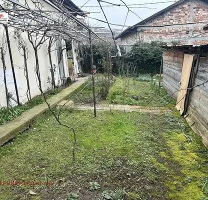 Photo 3 — One-story house with 3 rooms in Center, Kardzhali