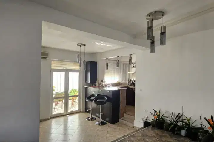House in Novi Iskyr