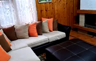 Къща в Перник, с. Кладница
