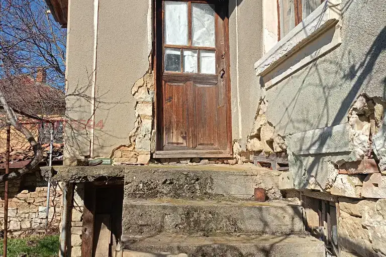 Къща в Шумен, с. Костена река