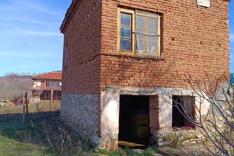 Къща в Стара Загора, с. Лозен