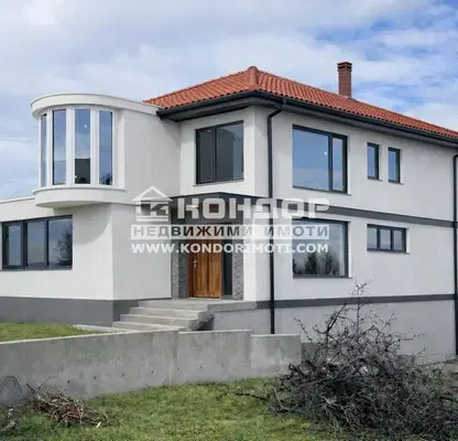 Photo 3 — House in Oblast Plovdiv, Markovo