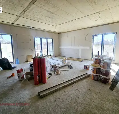 Photo 2 — House in Negovan