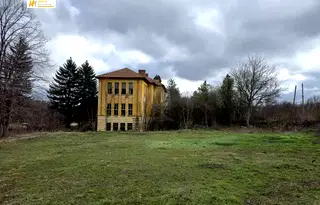 Къща във Велико Търново, с. Пчелище