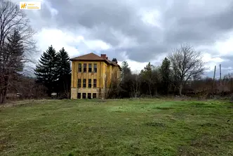 Къща във Велико Търново, с. Пчелище