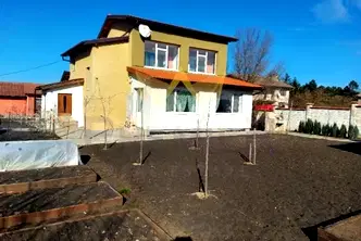 Къща в Добрич, с. Славеево