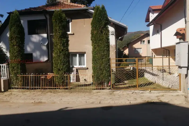 Къща в с. Владая