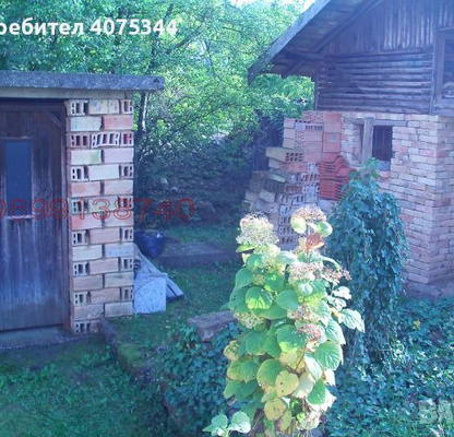 Снимка 5 — Тухлена къща с 3 стаи и тераса в с. Звезда, обл. Търговище