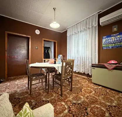 Снимка 3 — Къща в Ямбол, Стралджа