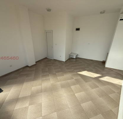 Photo 4 — Office in Pernik, Dimova Mahala
