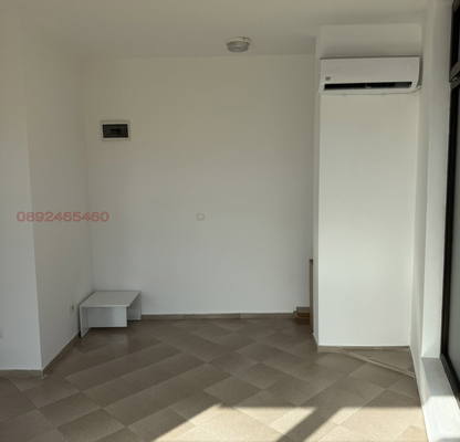 Photo 5 — Office in Pernik, Dimova Mahala