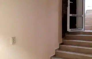 Офис в Русе, Център