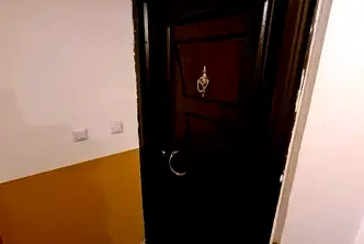 Офис в София, Левски