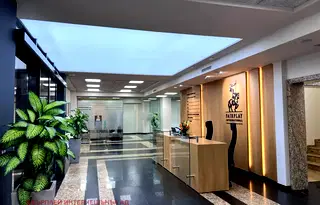 Офис в София, Хладилника
